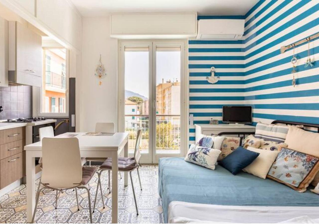 Aria Di Mare Apartamento Lavagna Exterior foto